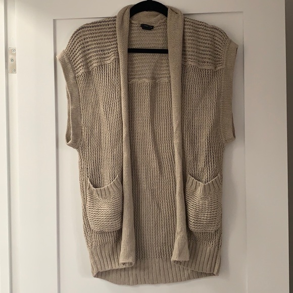 Club Monaco Knit Sleeveless Cardigan - Picture 1 of 5